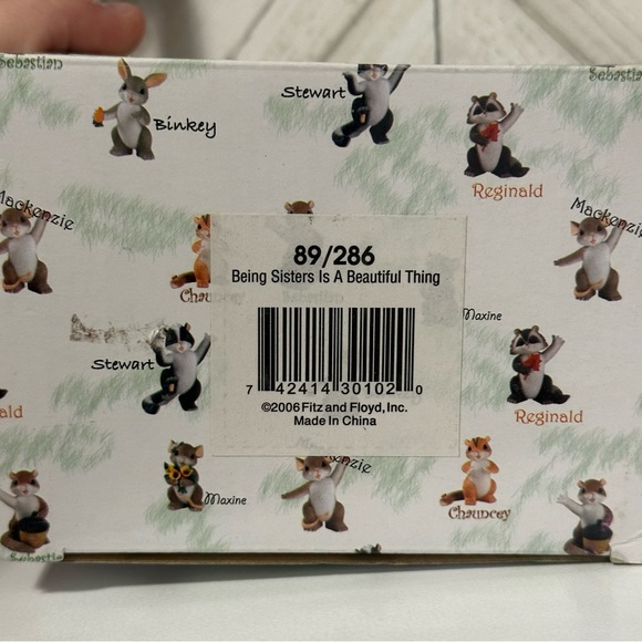 Fitz and Floyd charming tails “being sisters is a wonderful thing” - Picture 12 of 13